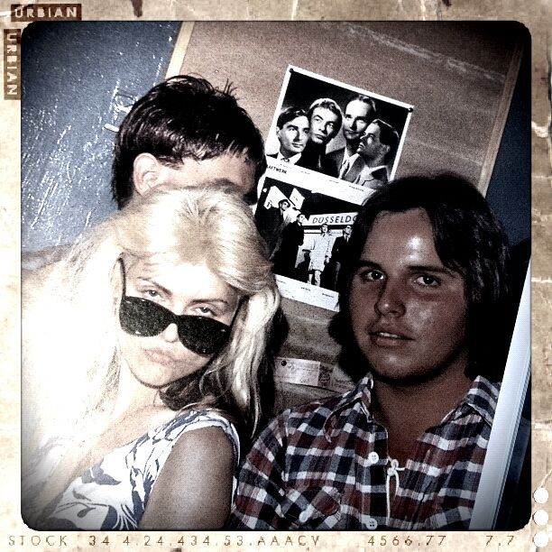 aiuBy0-Wp-g4Lohp3s8Y4l3xZPCp-SibqSHvm33t_LY